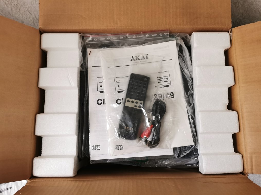 Akai CD49 Advanced Interpolative Dual D/A Converter Lettore CD