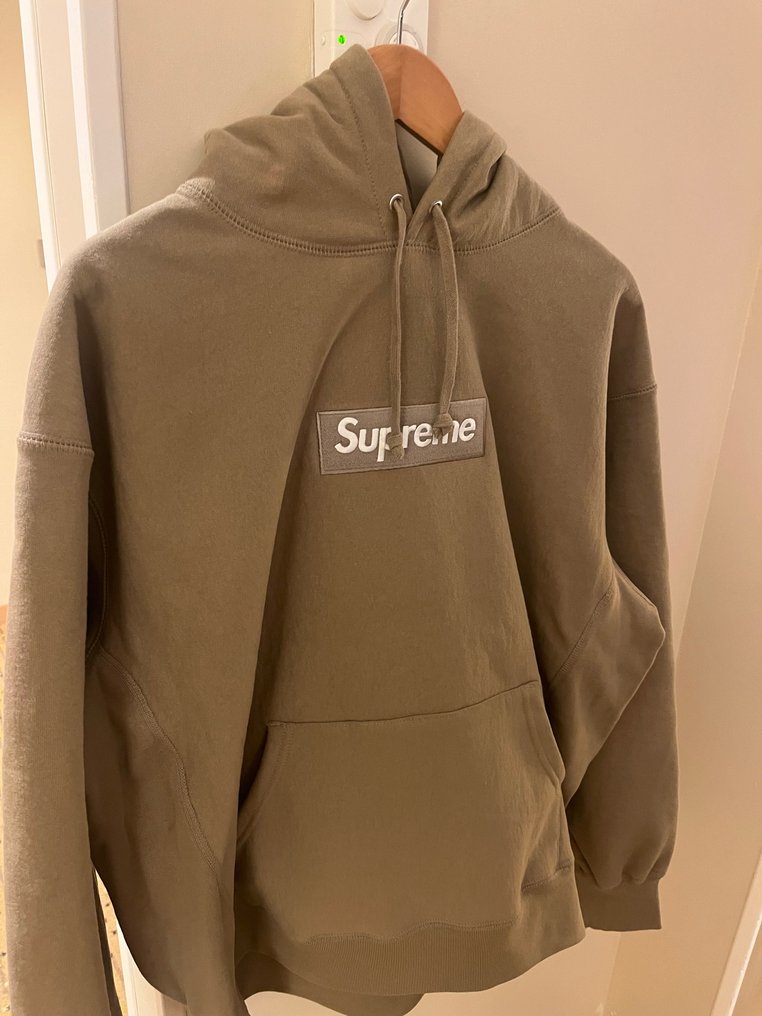Supreme box logo hoodie hotsell brown