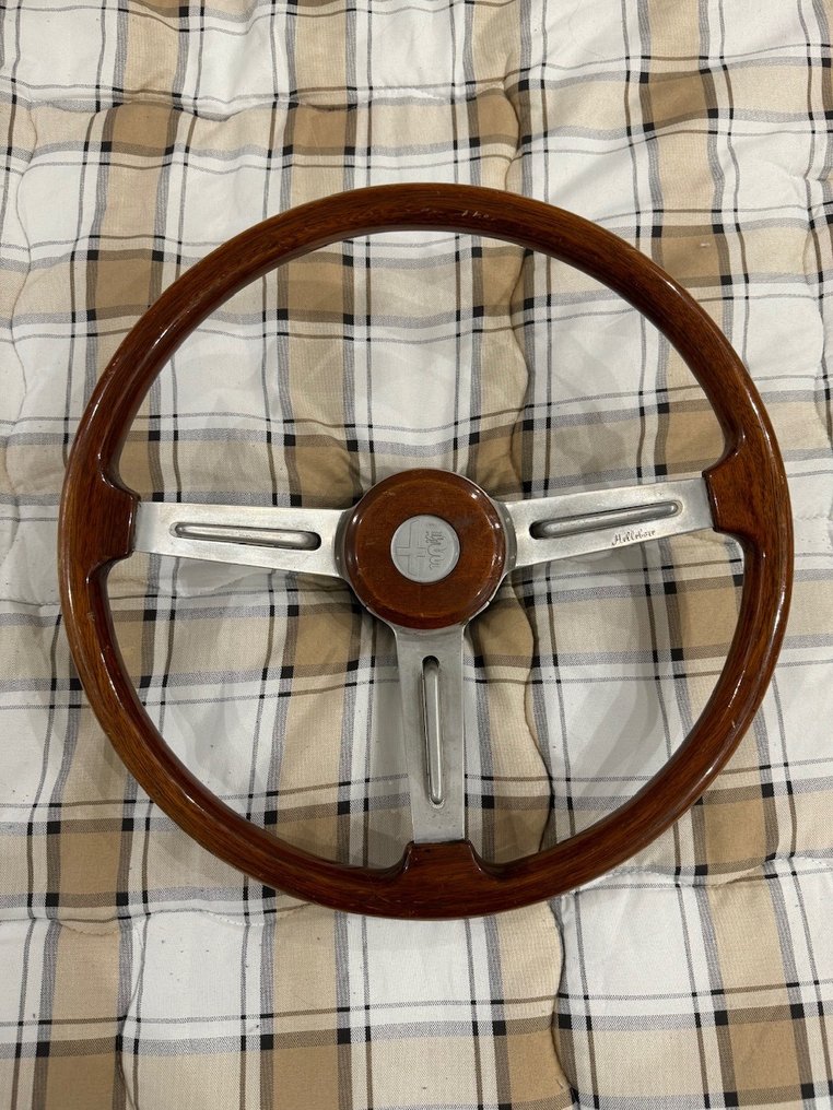 Steering wheel - Alfa Romeo - Volante Hellebore - Catawiki