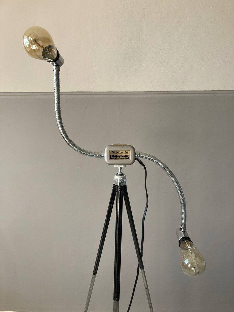 Flex - Bordlampe, Gulvlampe (1) - Bauhaus - Catawiki