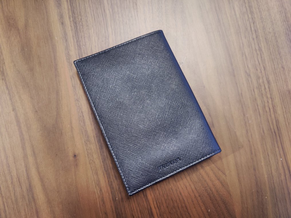Prada Saffiano Leather Passport cover Catawiki