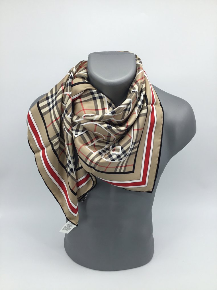 Burberry 90 90 cm Tartan monogramme Bufanda Catawiki