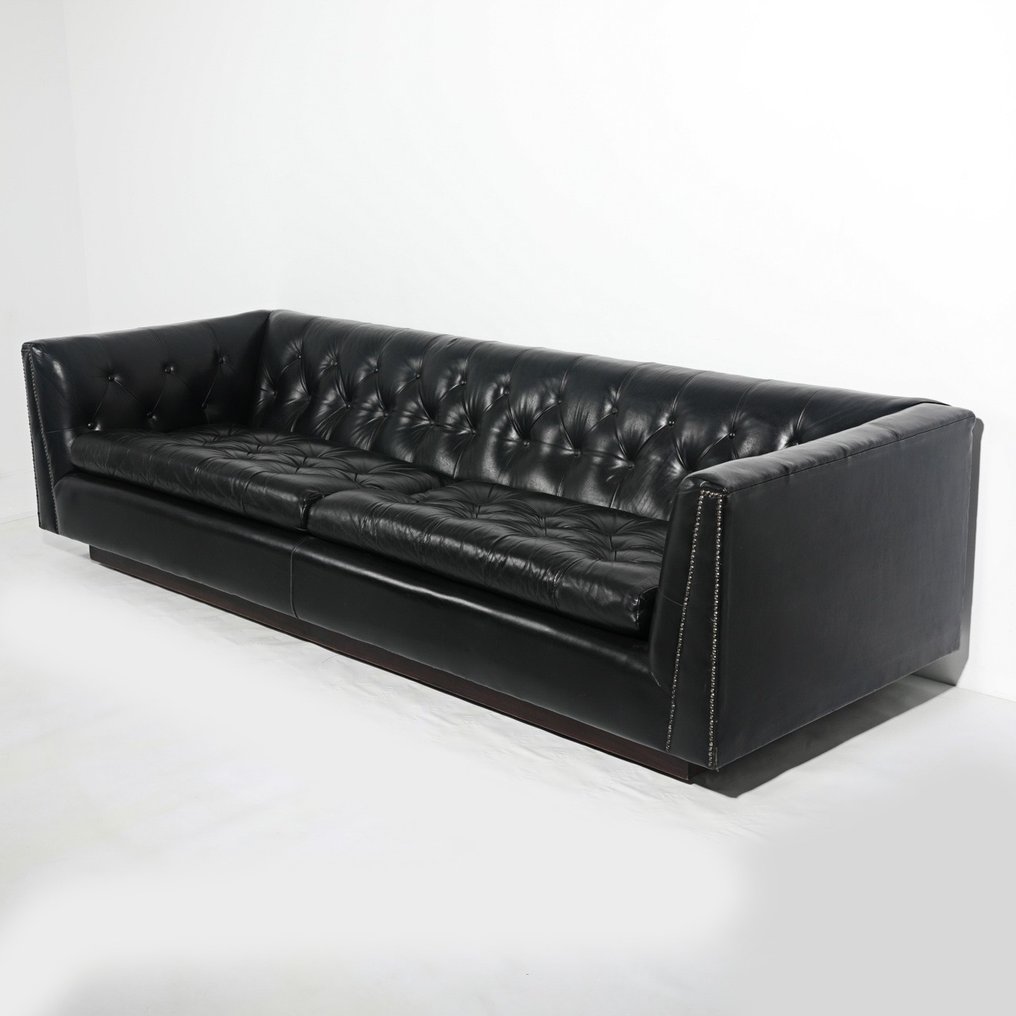 chesterfield sofa Catawiki