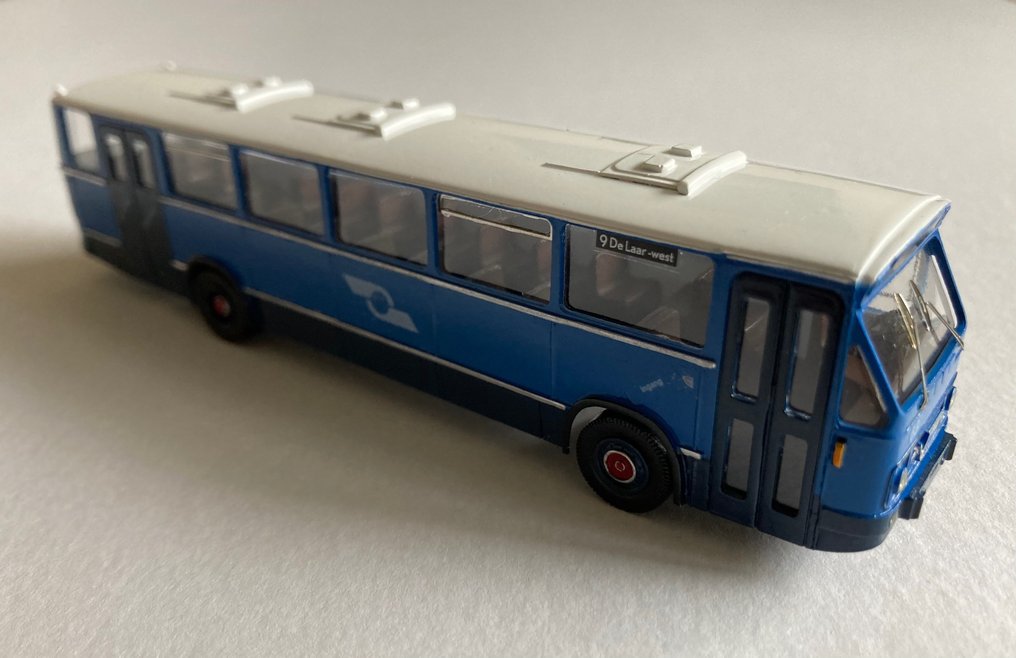 HB model 1:87 - Modelauto's Leyland LVB bus 63; -