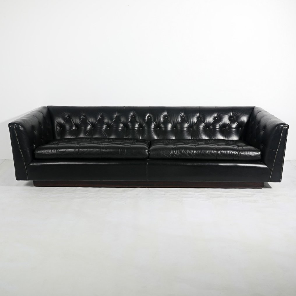 chesterfield sofa Catawiki