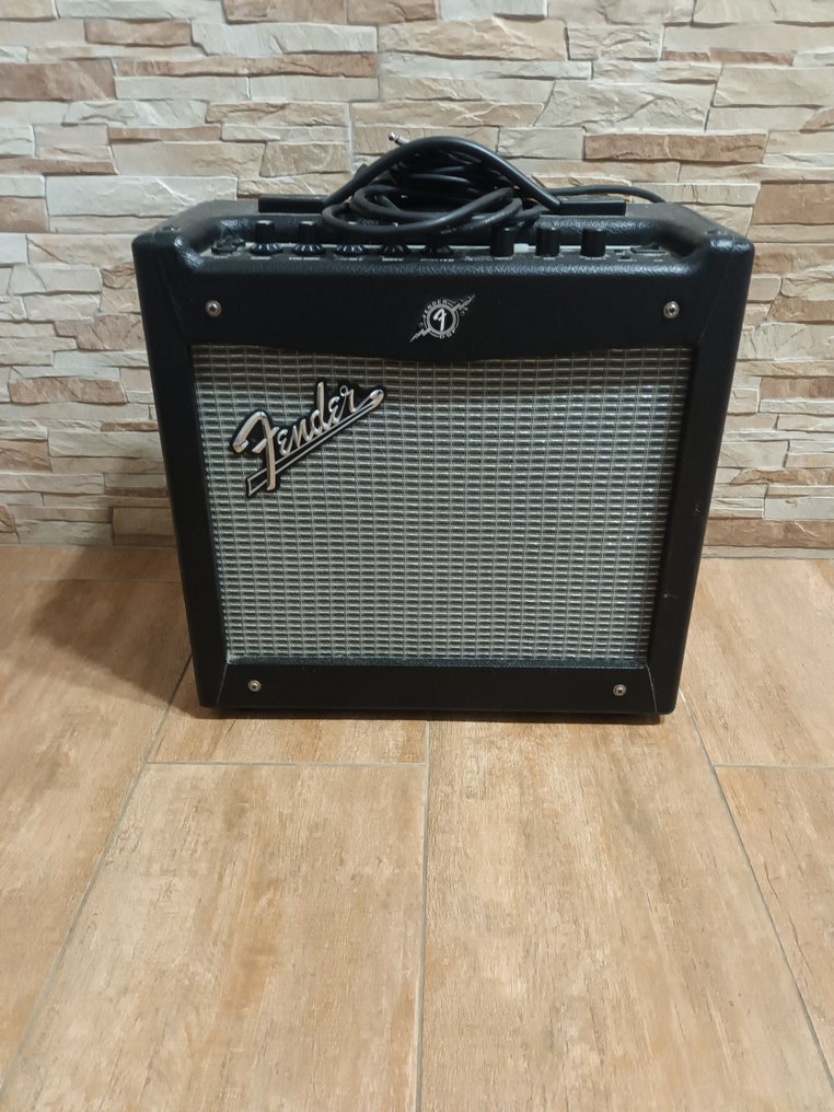 Fender Mustang 2 Power Amplifier Catawiki