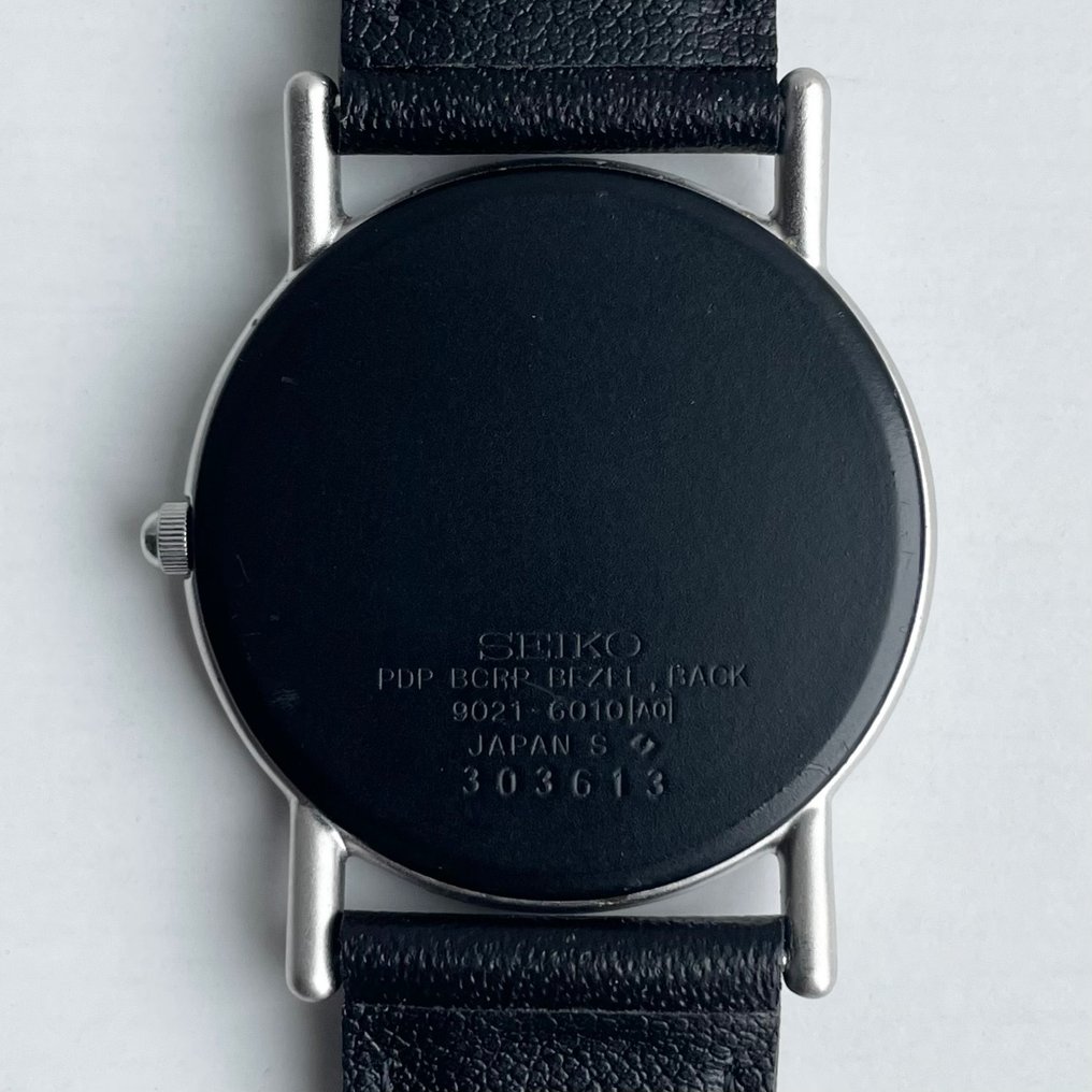 SEIKO クォーツ式　レトロ　9021-6010 腕時計