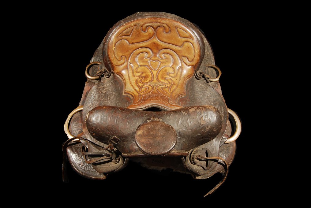 Very ancient horse saddle 70 CM x 60 CM Wood United Catawiki