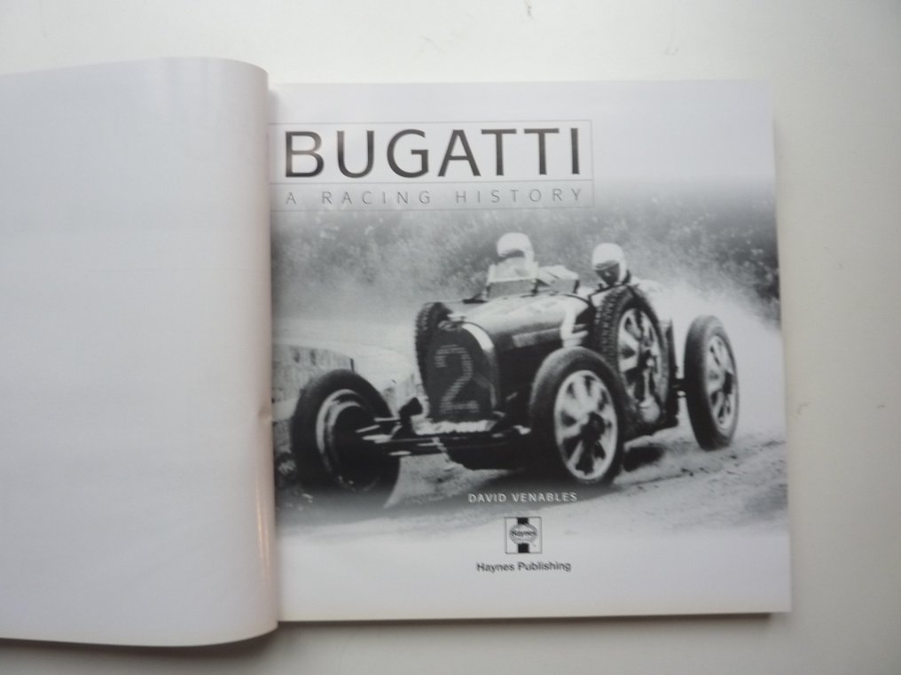 Livres - David Venables -Bugatti . A Racing History - - Catawiki