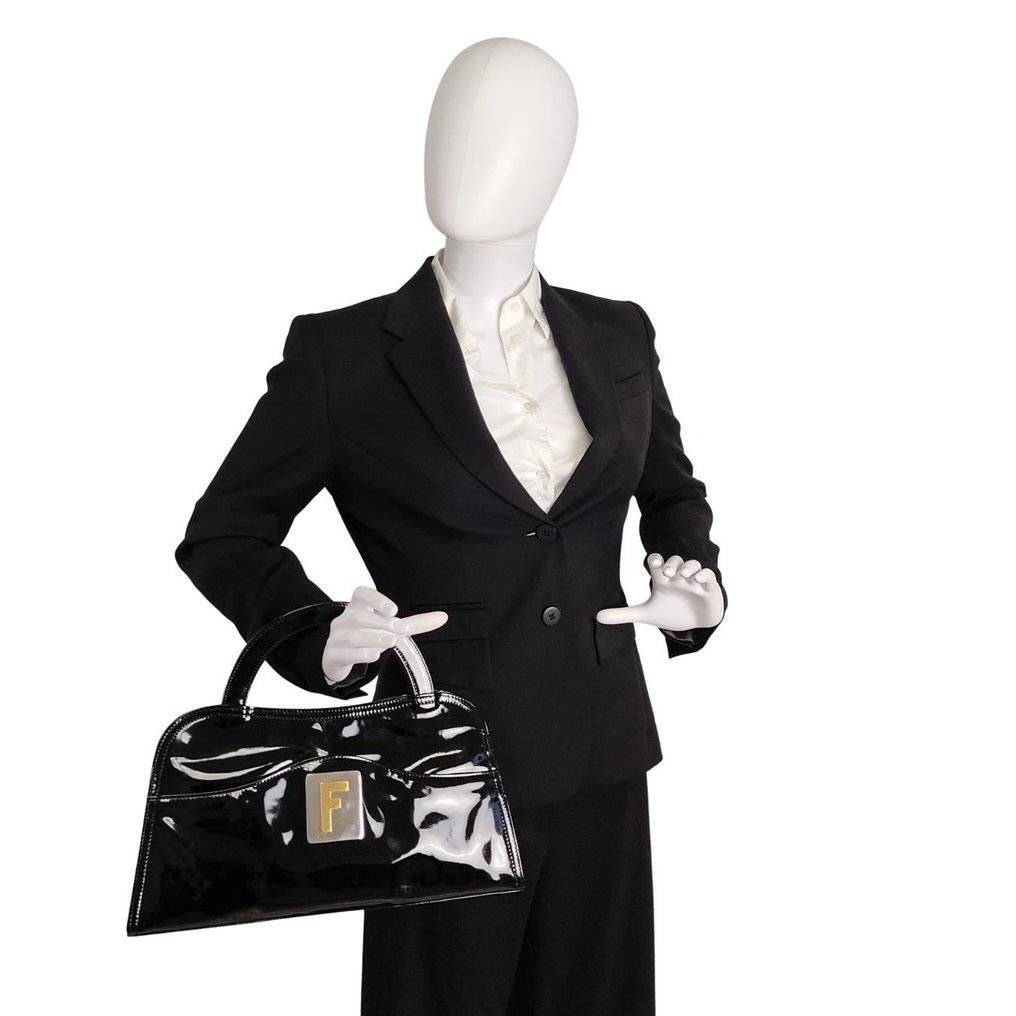 fendi-handbag-catawiki
