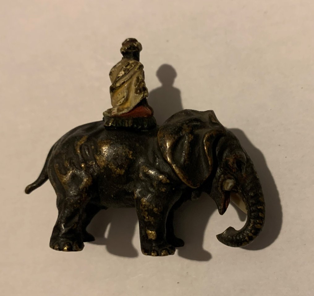 Vienna Bronze Riding Elephant (1) Bronze (cold painted) Catawiki