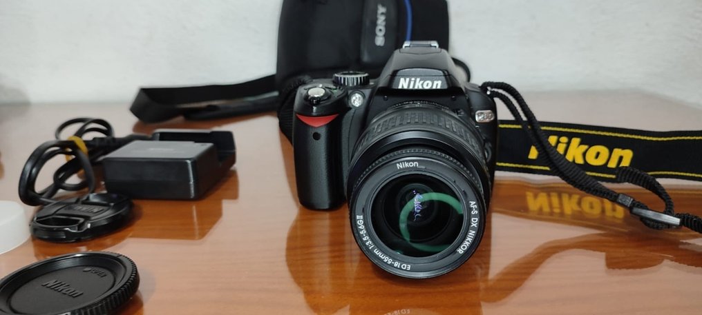 Nikon D60 + AF-S 18-55 II - Catawiki