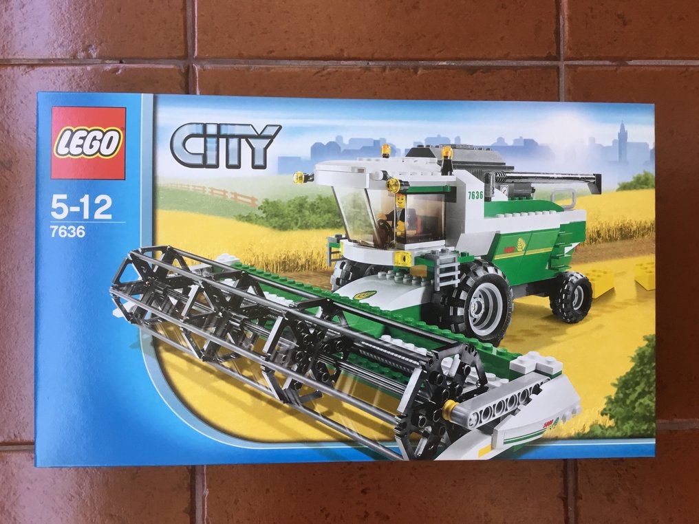 LEGO - City 7636 - Combine Harvester Combine - - Catawiki