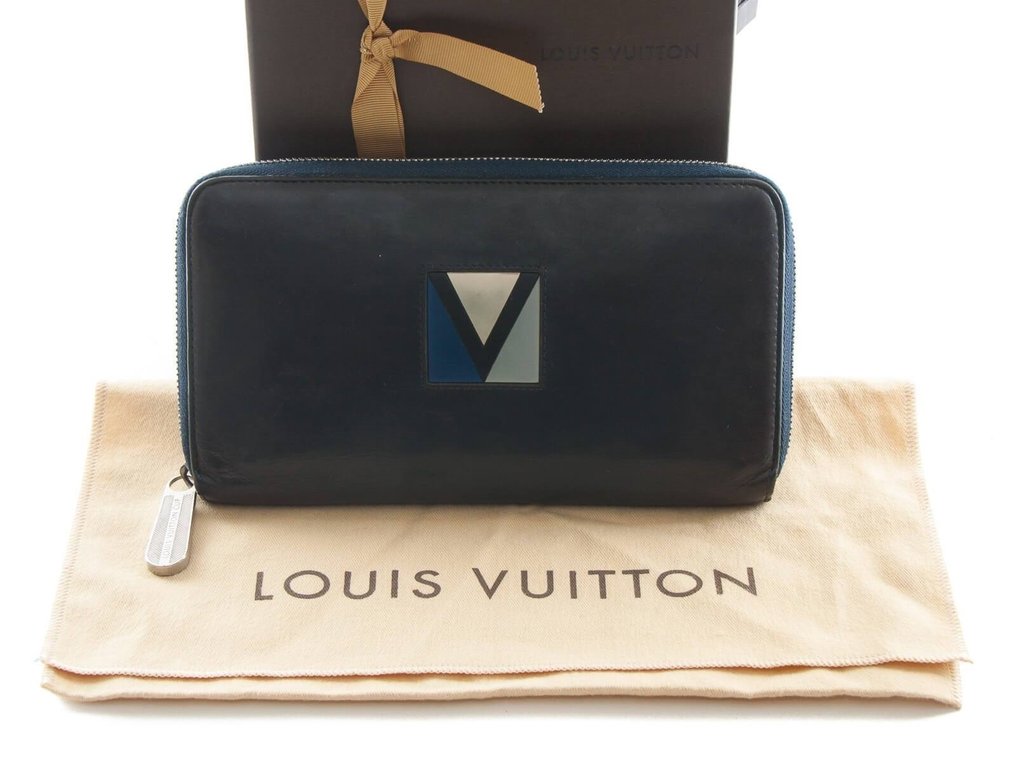 Louis Vuitton - Multiple - Wallet - Catawiki