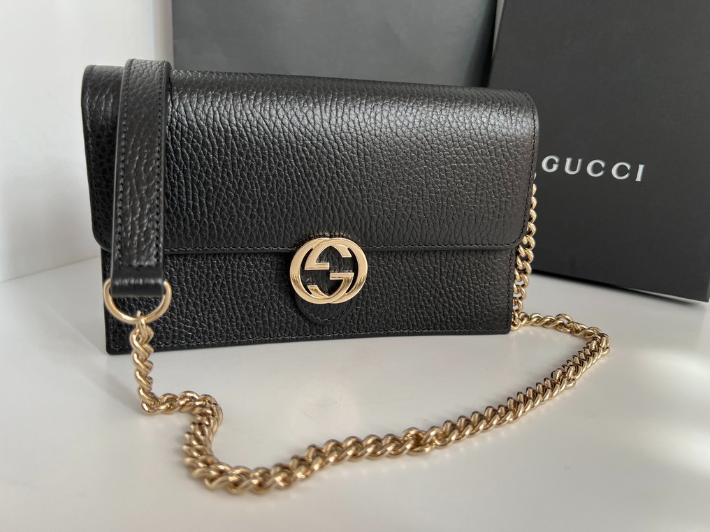 Authentic Gucci Interlocking G Bag Chain Wallet Crossbody + BOX