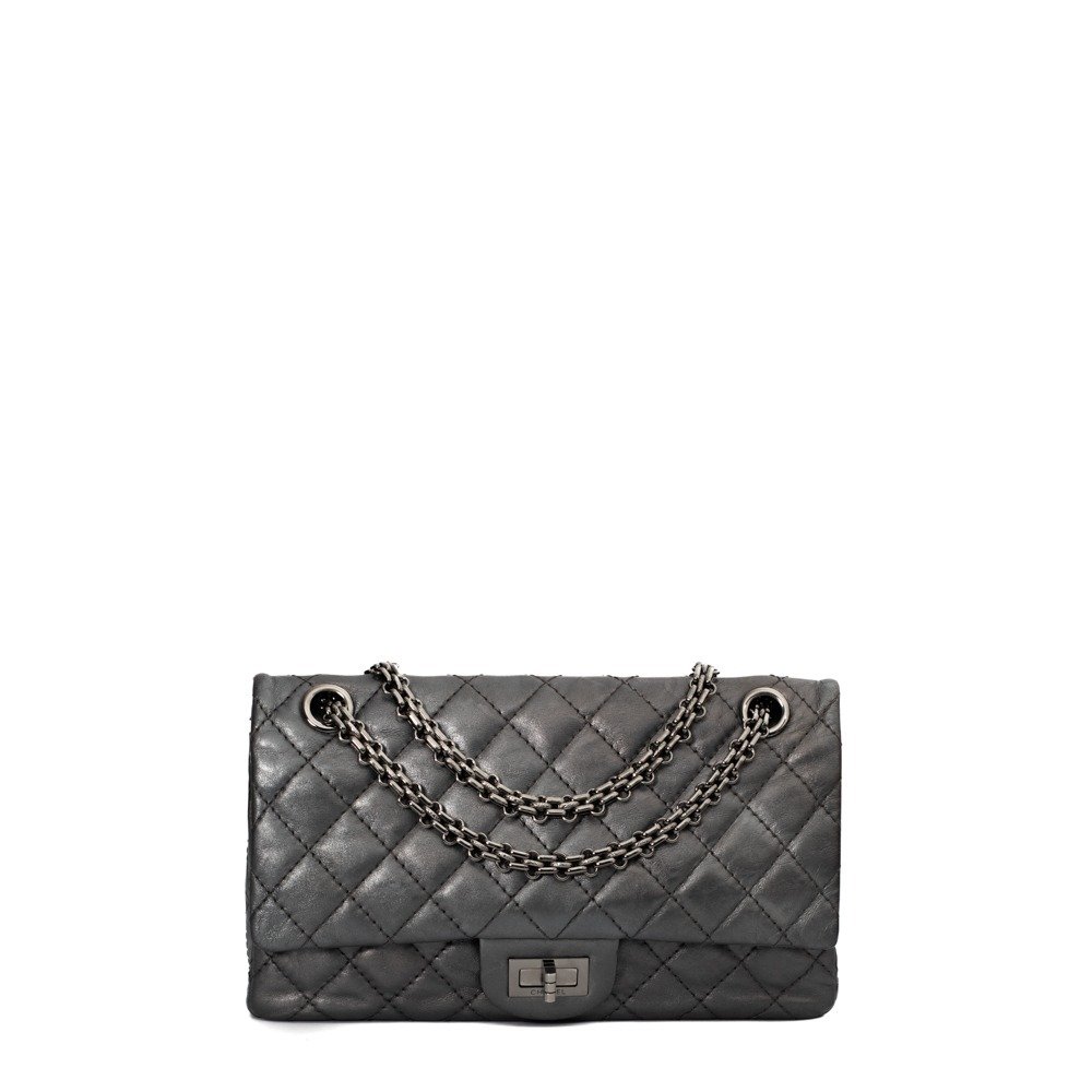 Chanel top 2.55 crossbody