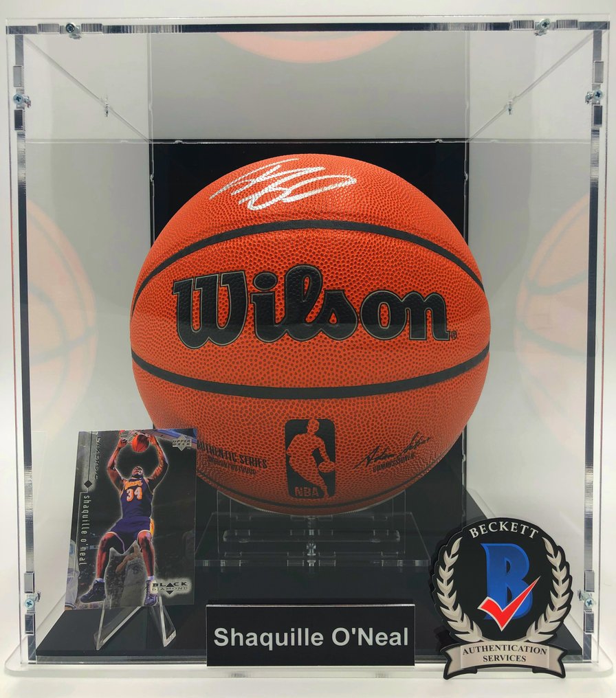Sold at Auction: SIGNED PHOTO OF SHAQUILLE O'NEAL & PENNY HARDAWAY