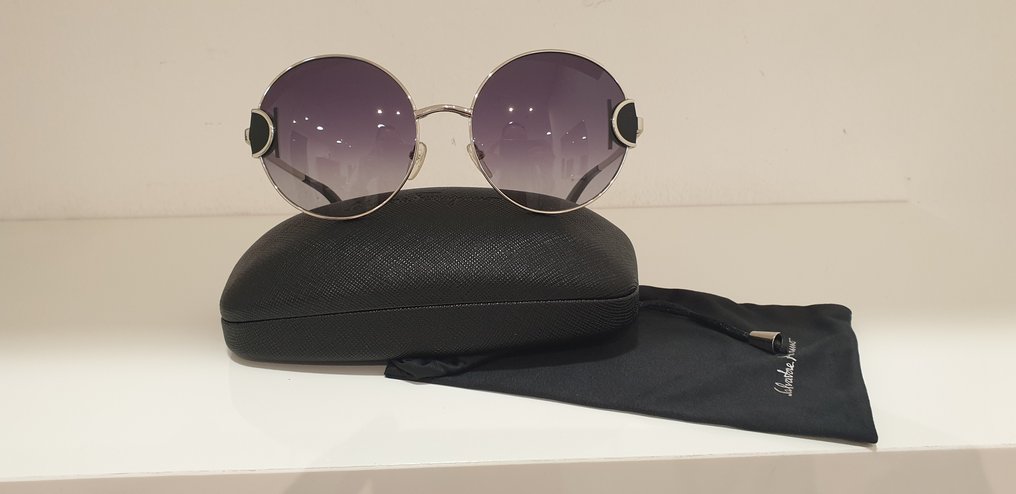 Salvatore Ferragamo Ferragamo SF156S Okulary przeciws oneczne