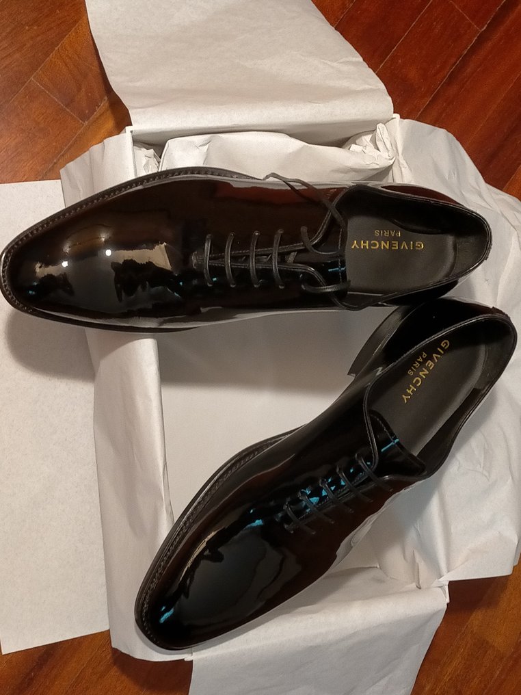Scarpe givenchy paris on sale