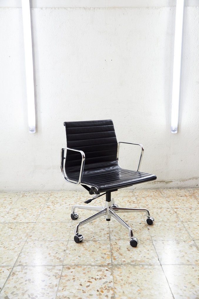 Vitra ea118 best sale