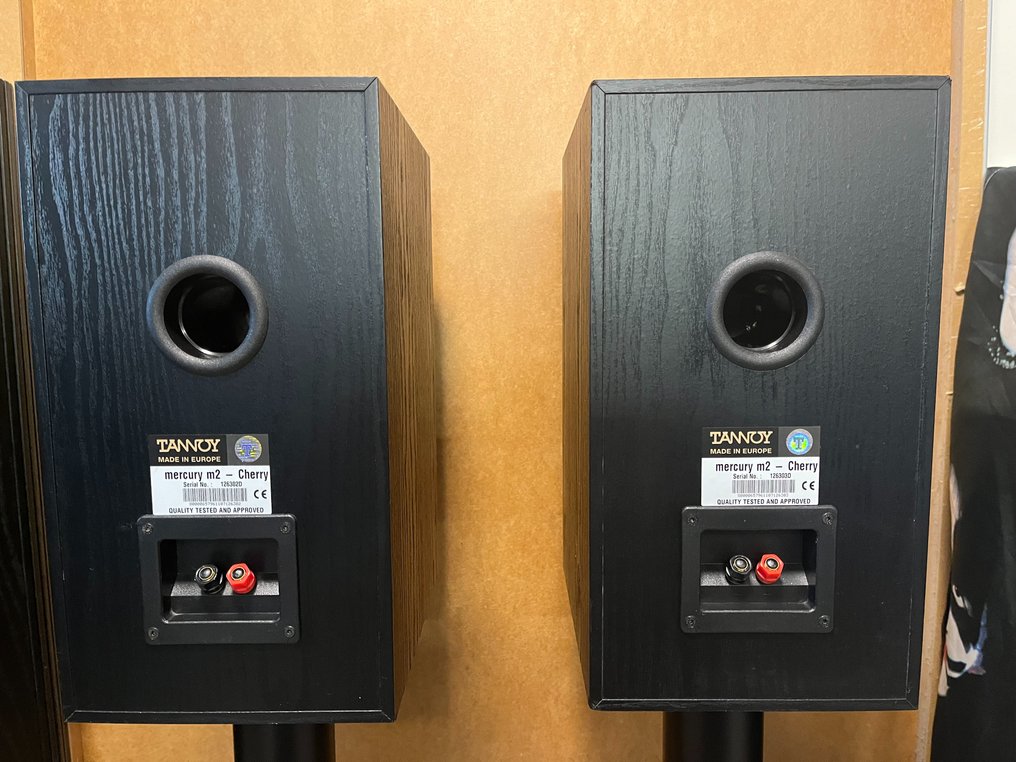 【美品】Tannoy Mercury m2 Cherry 中古ペア 東京都港区でTANNOY【Mercury m2-Cherry】タンノイ マーキュリー