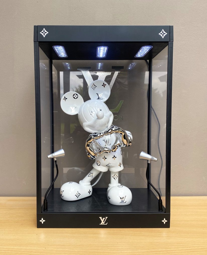 Louis Vuitton  Mickey Mouse  Pick Your Pieces