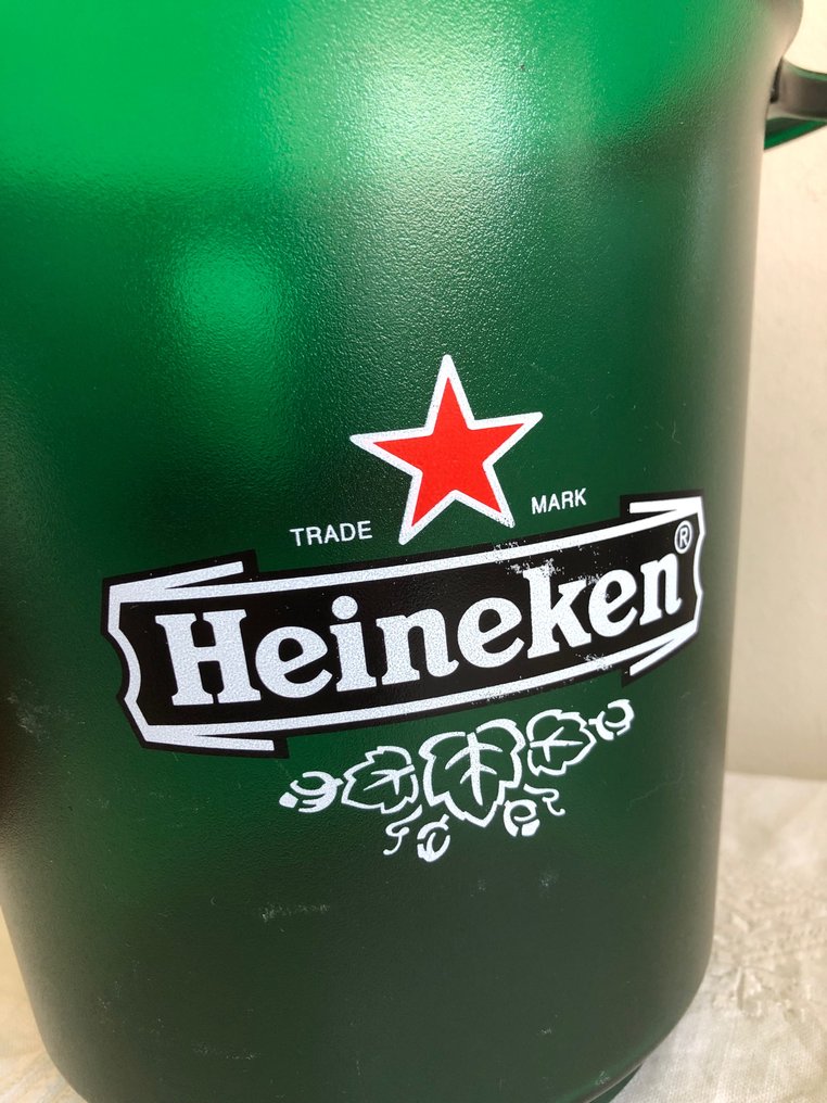 Heineken - øldåse og køler Glas og hård - Catawiki