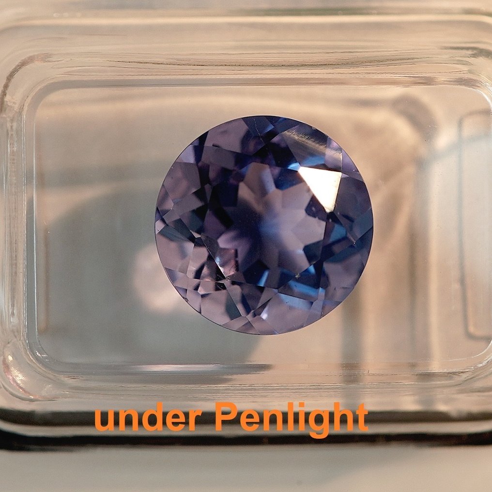 Color change fluorite outlet