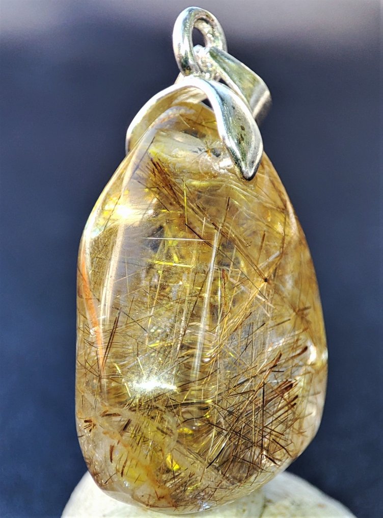 Hermosos cristales rutilado de oro natural muy - Catawiki