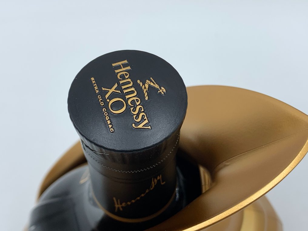 Hennessy - XO Cognac - Kim Jones Limited Edition - 70cl - Catawiki