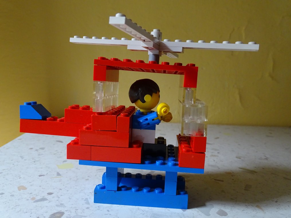LEGO - Classic en Basic - 253 + 530 - 直升機+套件，適用於房屋、船