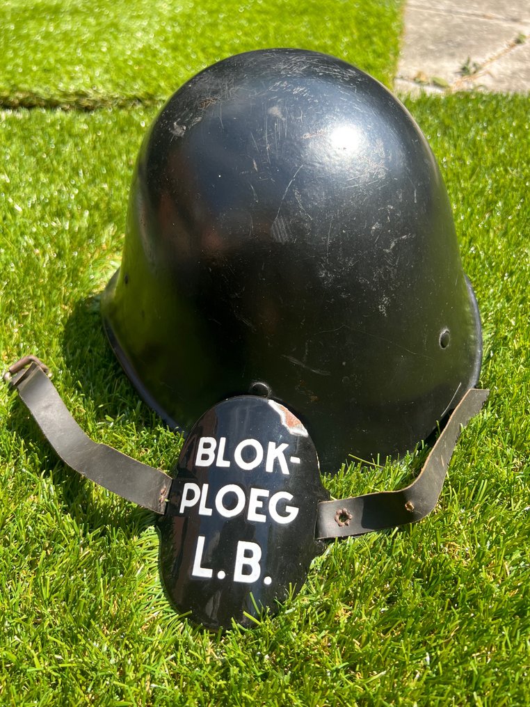 - Hollandsk hjelm - LBD/Air Raid/NBS - med fuldt - Catawiki