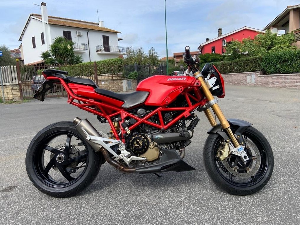 Multistrada 2005 shop