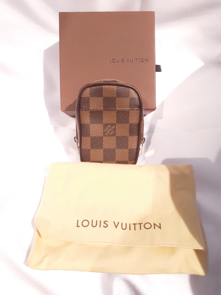 Louis Vuitton - Étui OKAPI - Sacoche de ceinture - Catawiki