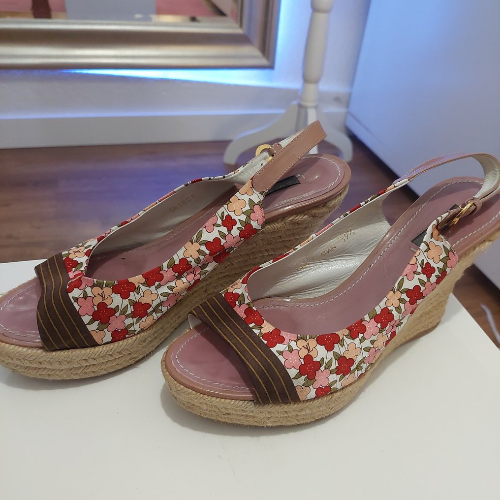 Espadrillas on sale louis vuitton