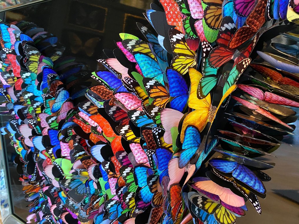 AmsterdamArts - Louis vuitton 3D butterfly mirror - Catawiki