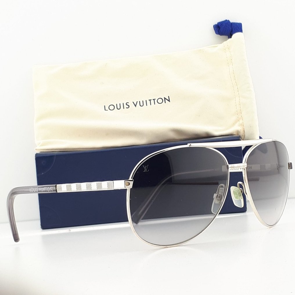 Louis Vuitton Attitude Pilote Sunglasses  Qatar Living
