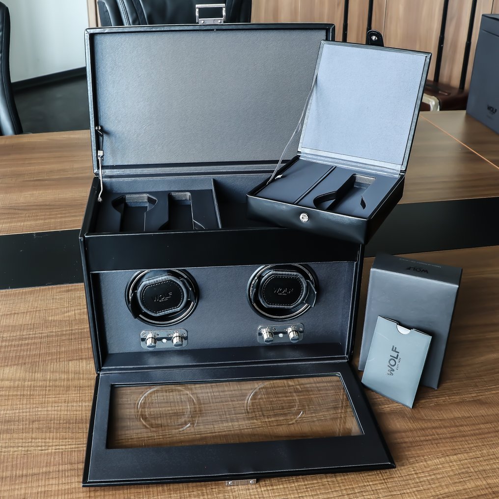 Wolf heritage watch 2025 box