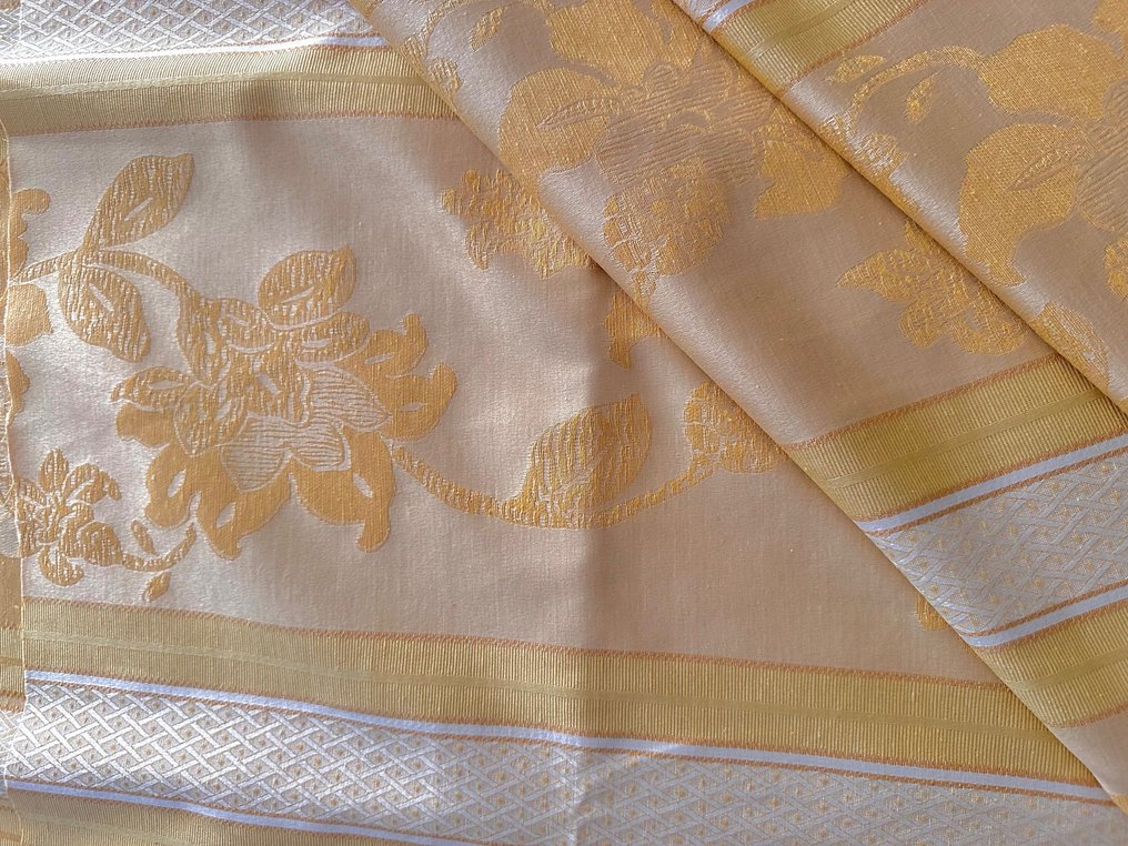 Splendido on sale gold clearance