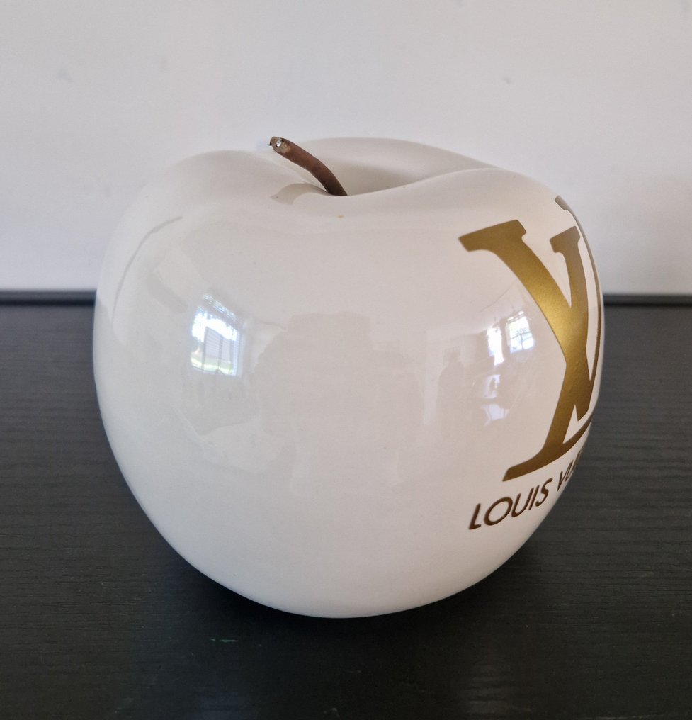 henq - The apple louis vuiton triple edition - Catawiki