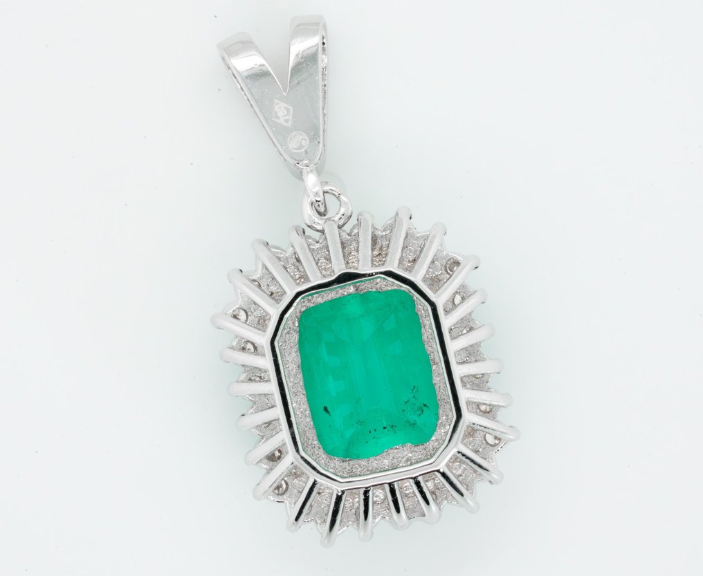 18-kt-white-gold-pendant-emerald-vivid-green-colombian-si