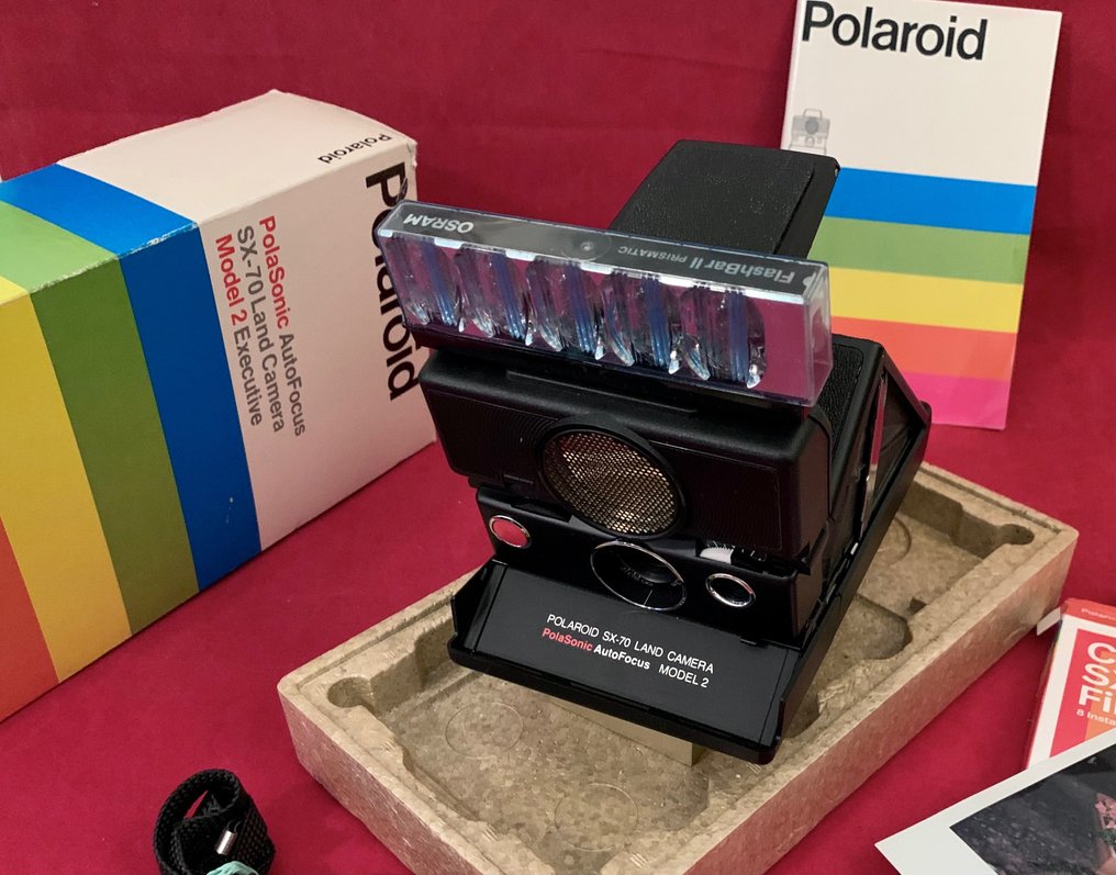 Polaroid SX-70 SONAR Auto Focus Model 2 