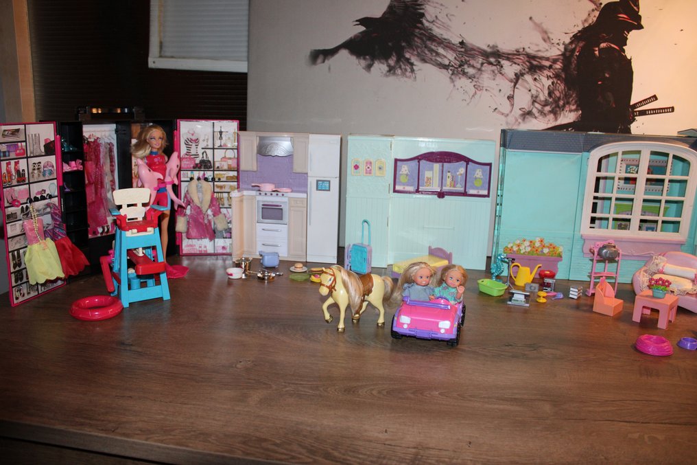 Mattel - Barbie bed kast en nog meer - - Catawiki