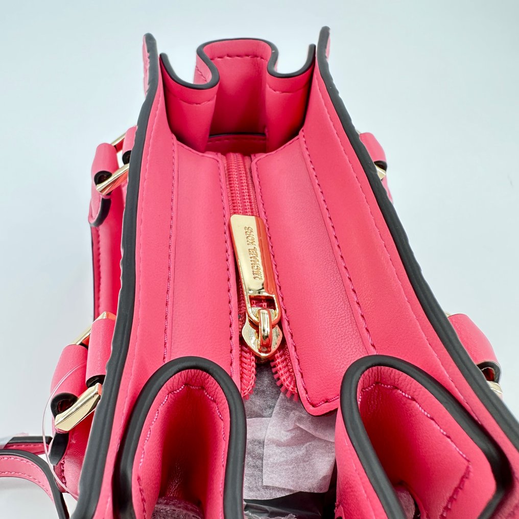 Hamilton leather handbag Michael Kors Pink in Leather  22152436