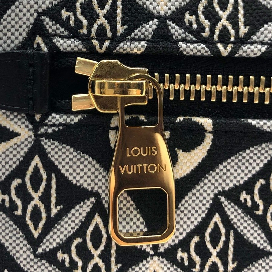 Louis Vuitton - Since 1854 Monogram Jacquard Pochette Metis - Catawiki