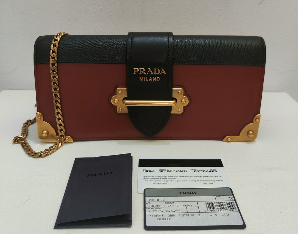 cahier prada