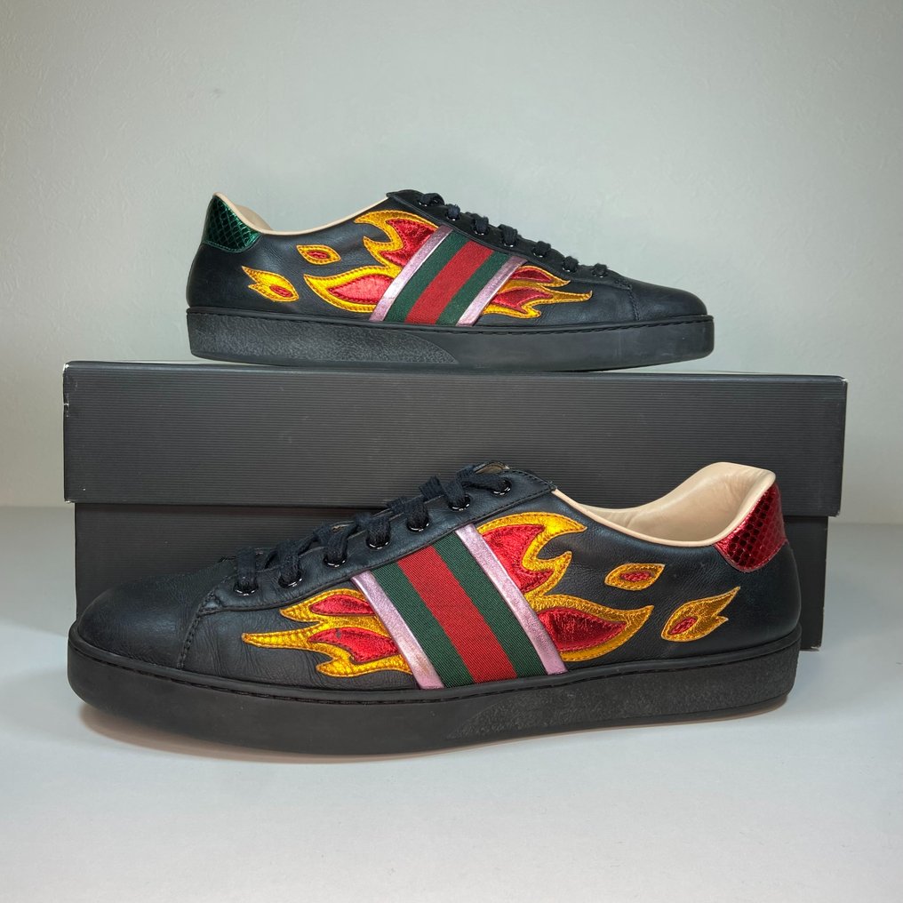 Gucci - Gucci Ace 'Black Flames' Sneakers - Size: Shoes / Catawiki