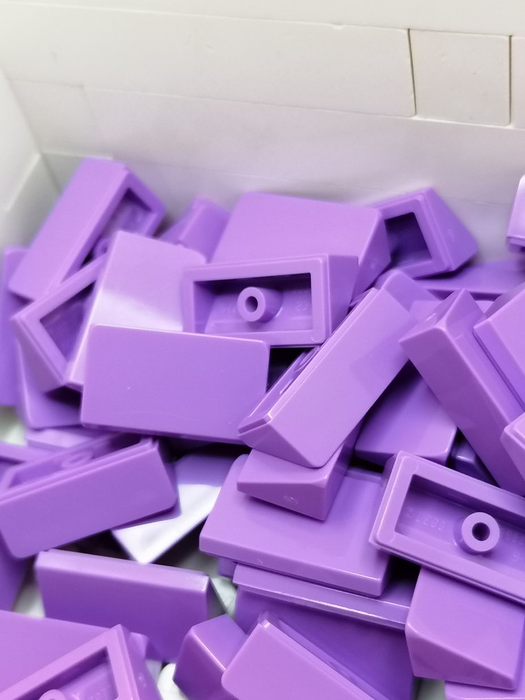 lego-lego-100x-new-medium-lavender-slope-30-1-x-2-x-2-3-catawiki