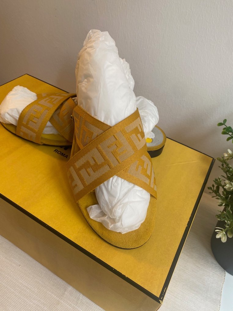 Fendi mules hot sale shoes