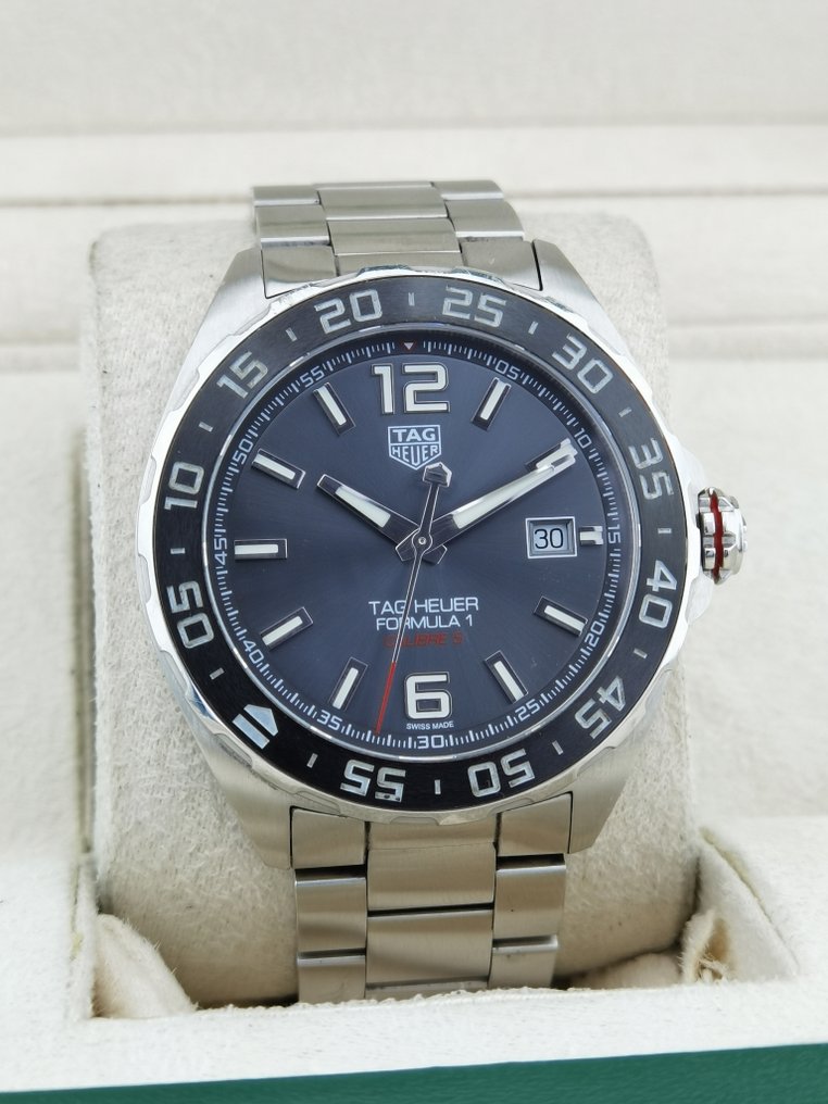 Tag heuer hotsell formula 1 2011